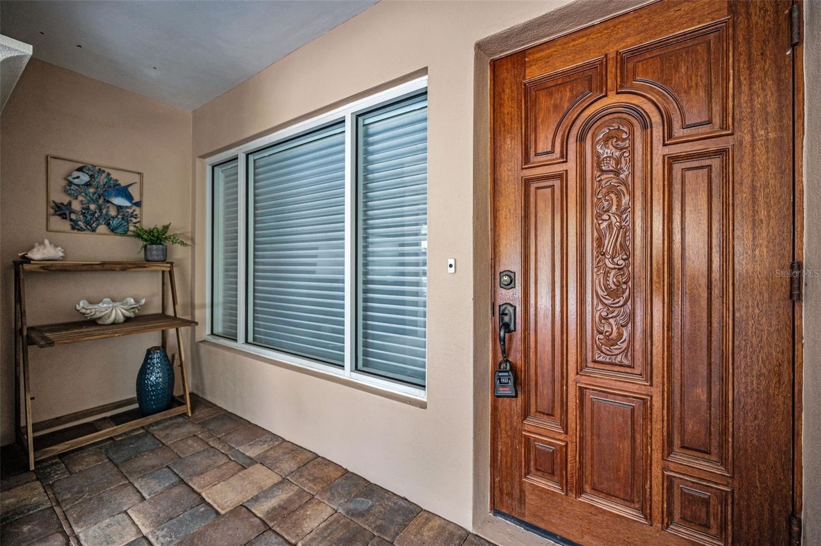 52 N PINE CIR, BELLEAIR, FL, 33756