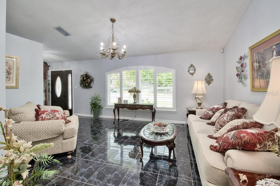 831 FORESTWOOD DR, MINNEOLA, FL, 34715