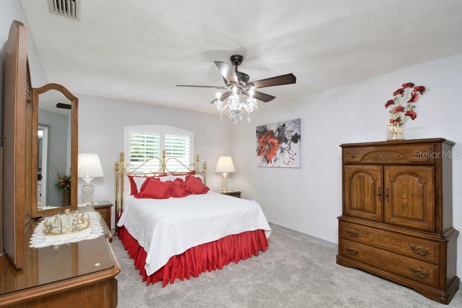 831 FORESTWOOD DR, MINNEOLA, FL, 34715