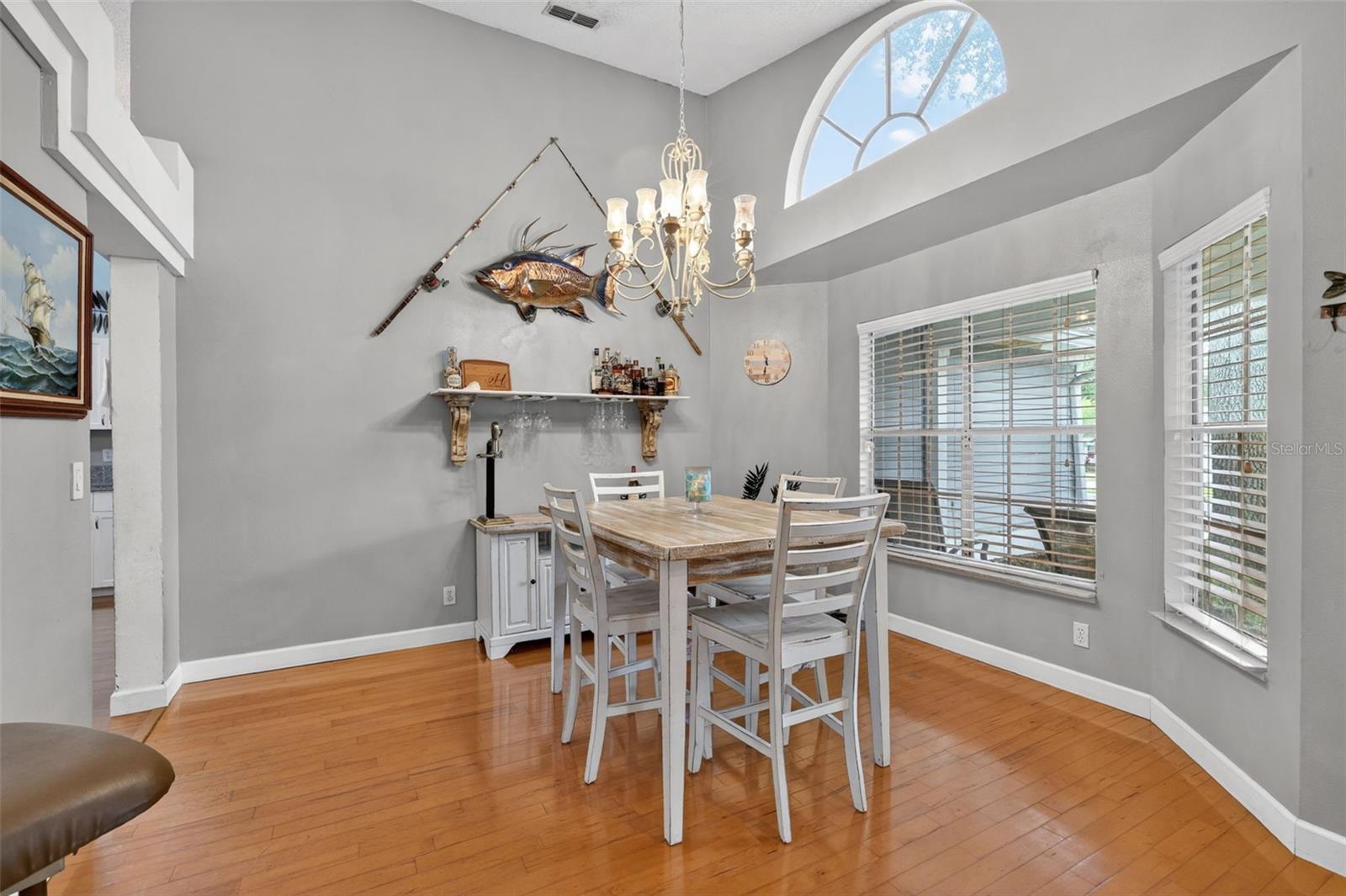 962 EDGEHILL DR, PALM HARBOR, FL, 34684