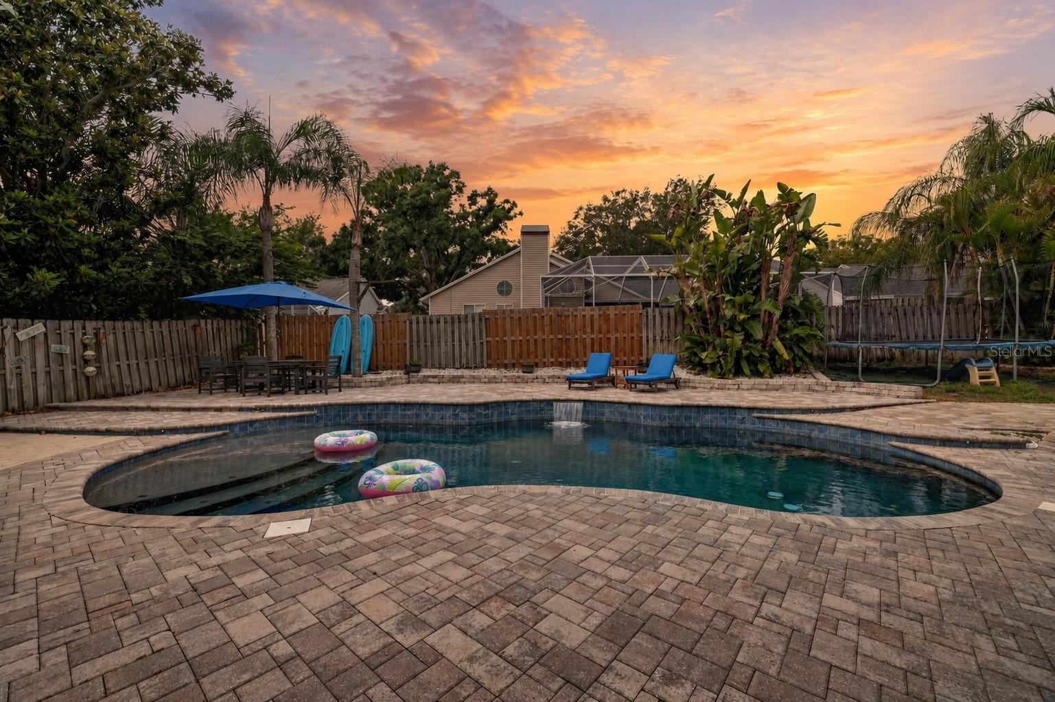 962 EDGEHILL DR, PALM HARBOR, FL, 34684