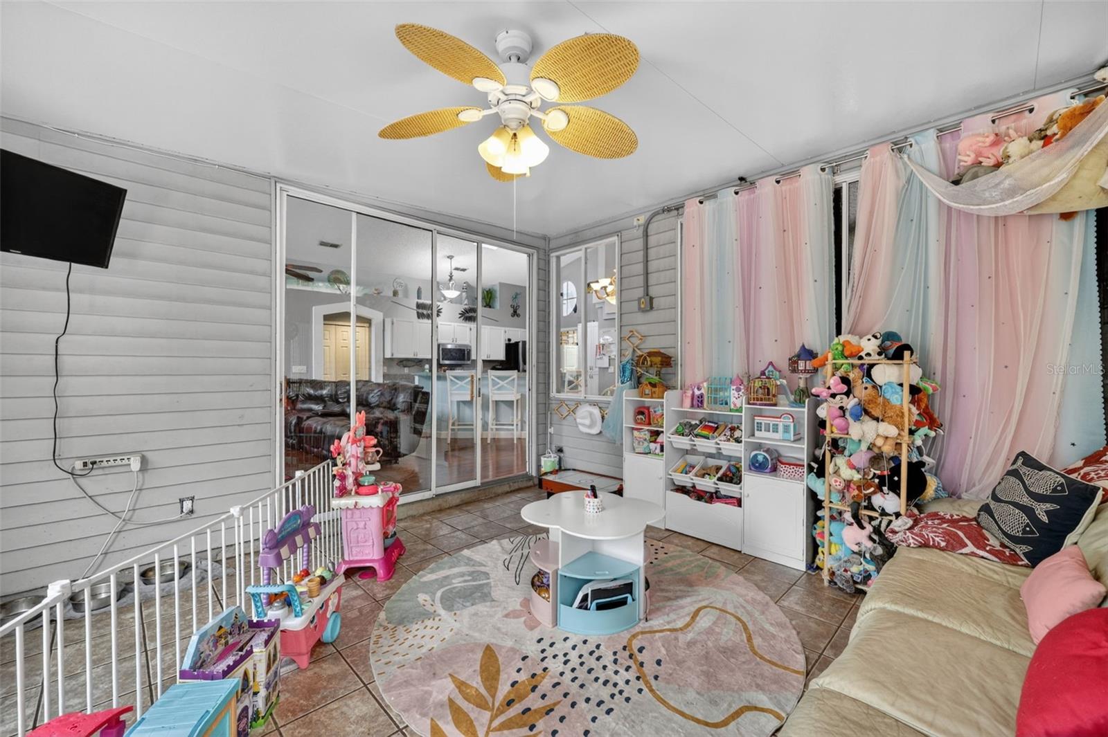 962 EDGEHILL DR, PALM HARBOR, FL, 34684