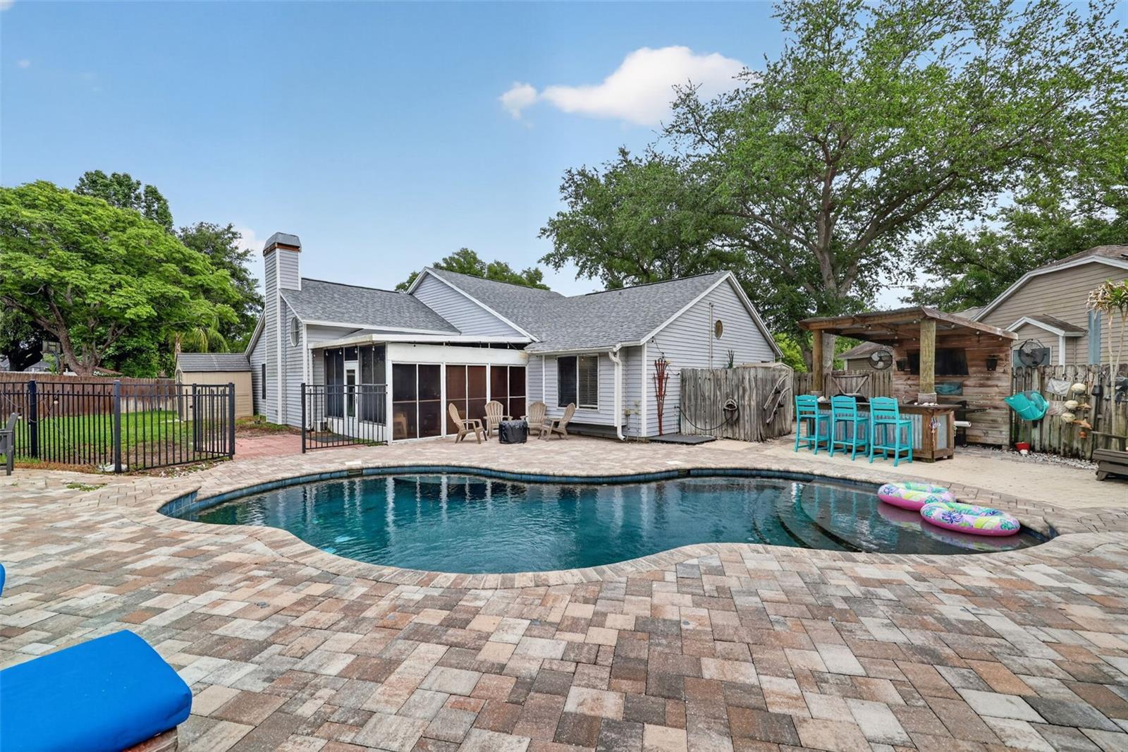 962 EDGEHILL DR, PALM HARBOR, FL, 34684