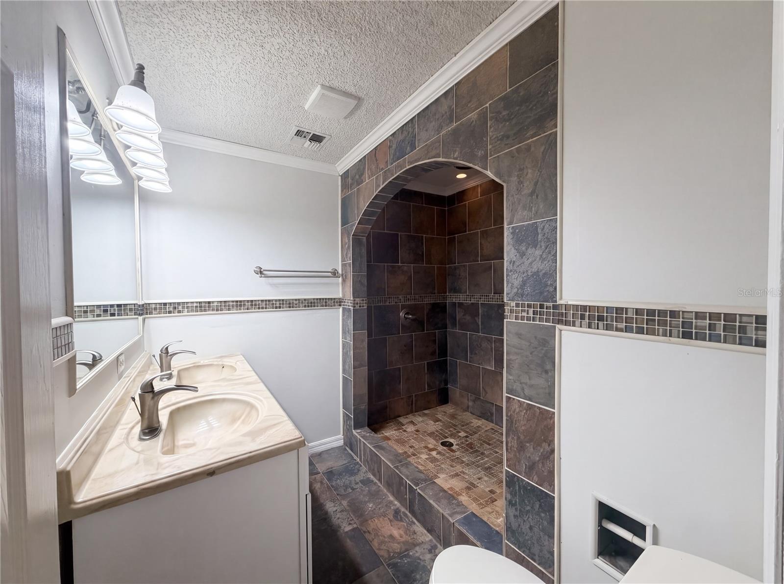 613 4TH ST NE, FORT MEADE, FL, 33841