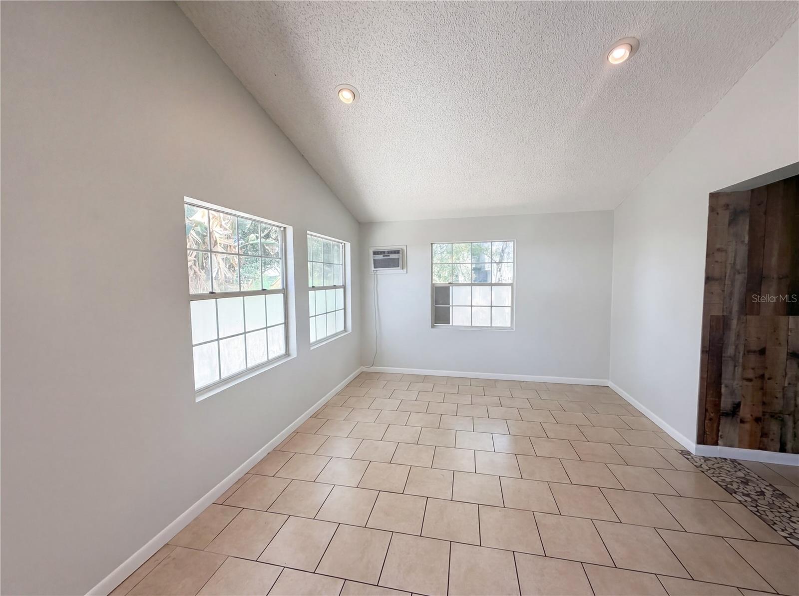 613 4TH ST NE, FORT MEADE, FL, 33841