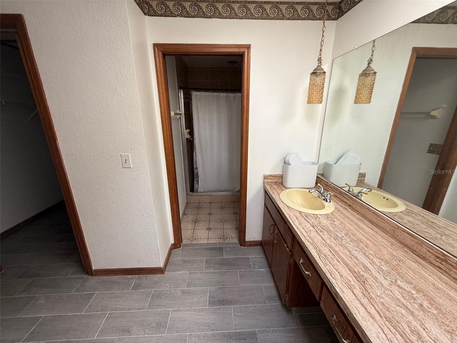 5312 SUWANNEE RD, WEEKI WACHEE, FL, 34607