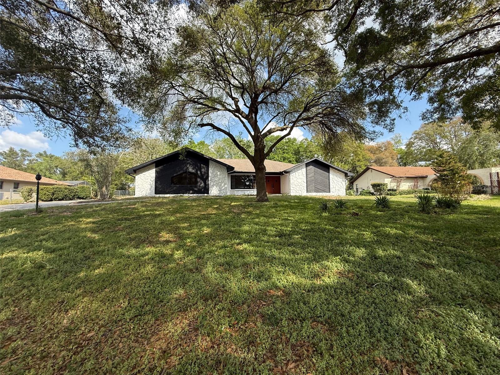 5312 SUWANNEE RD, WEEKI WACHEE, FL, 34607