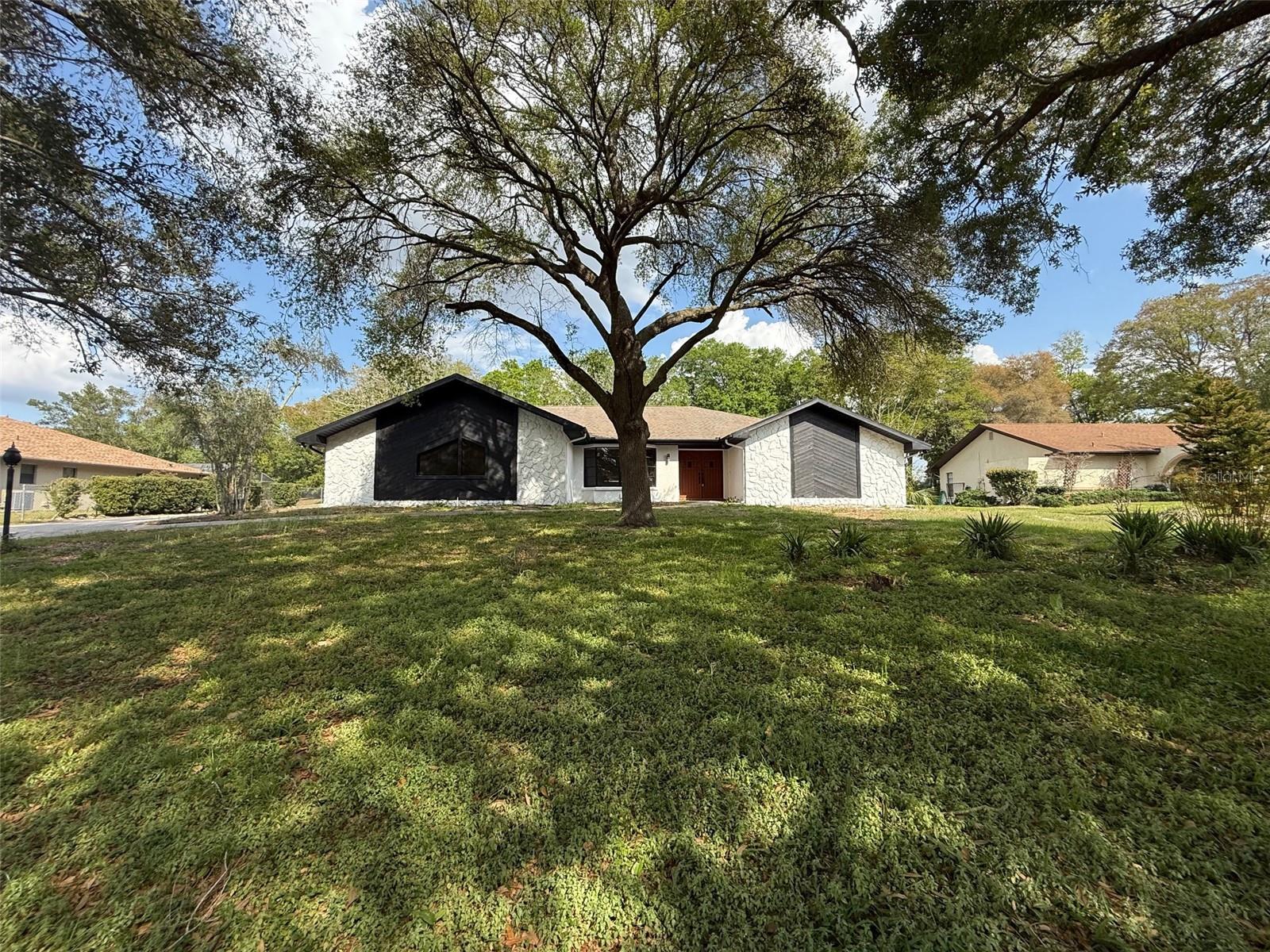 5312 SUWANNEE RD, WEEKI WACHEE, FL, 34607