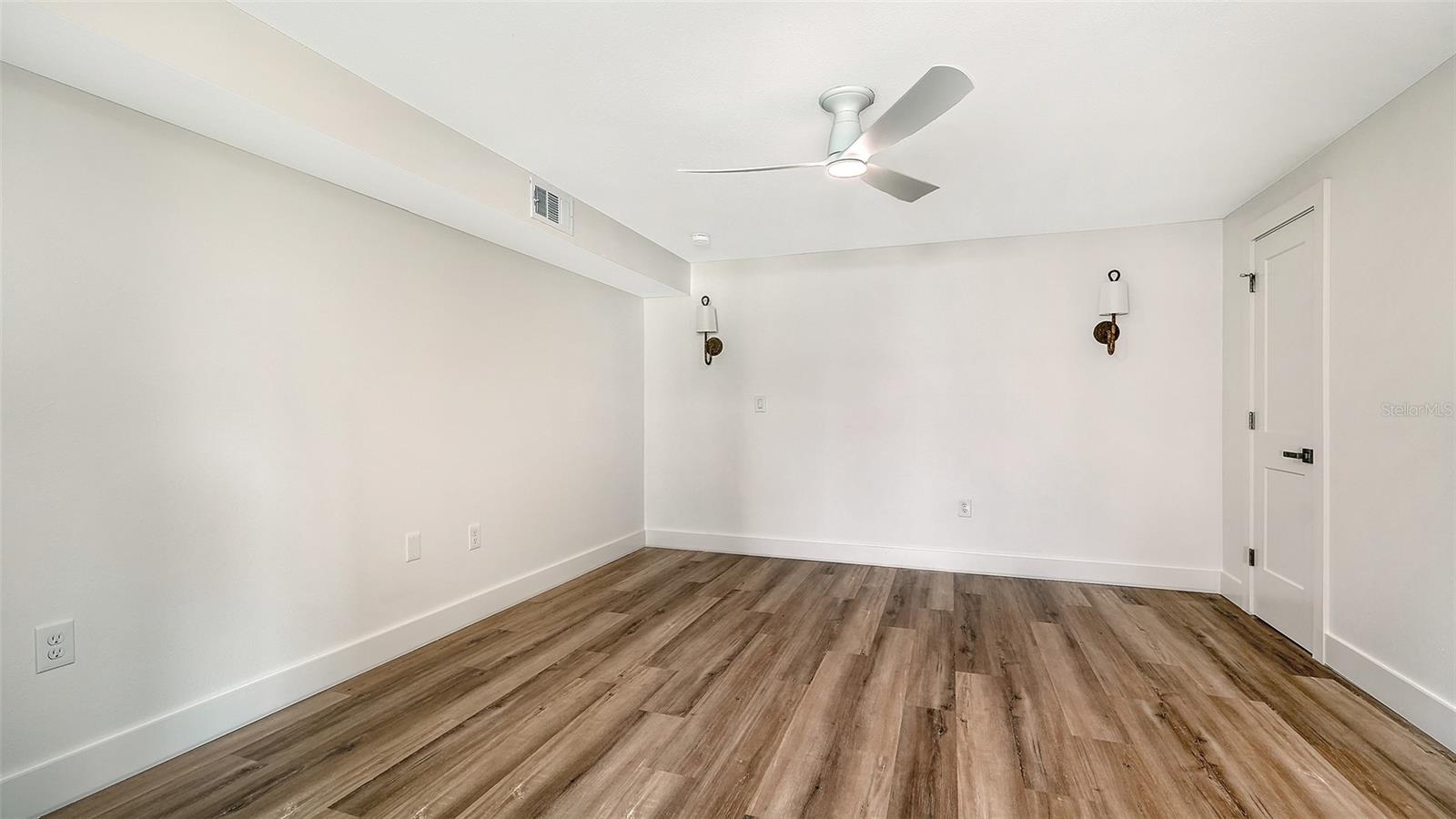 711 SPANISH DR S, LONGBOAT KEY, FL, 34228