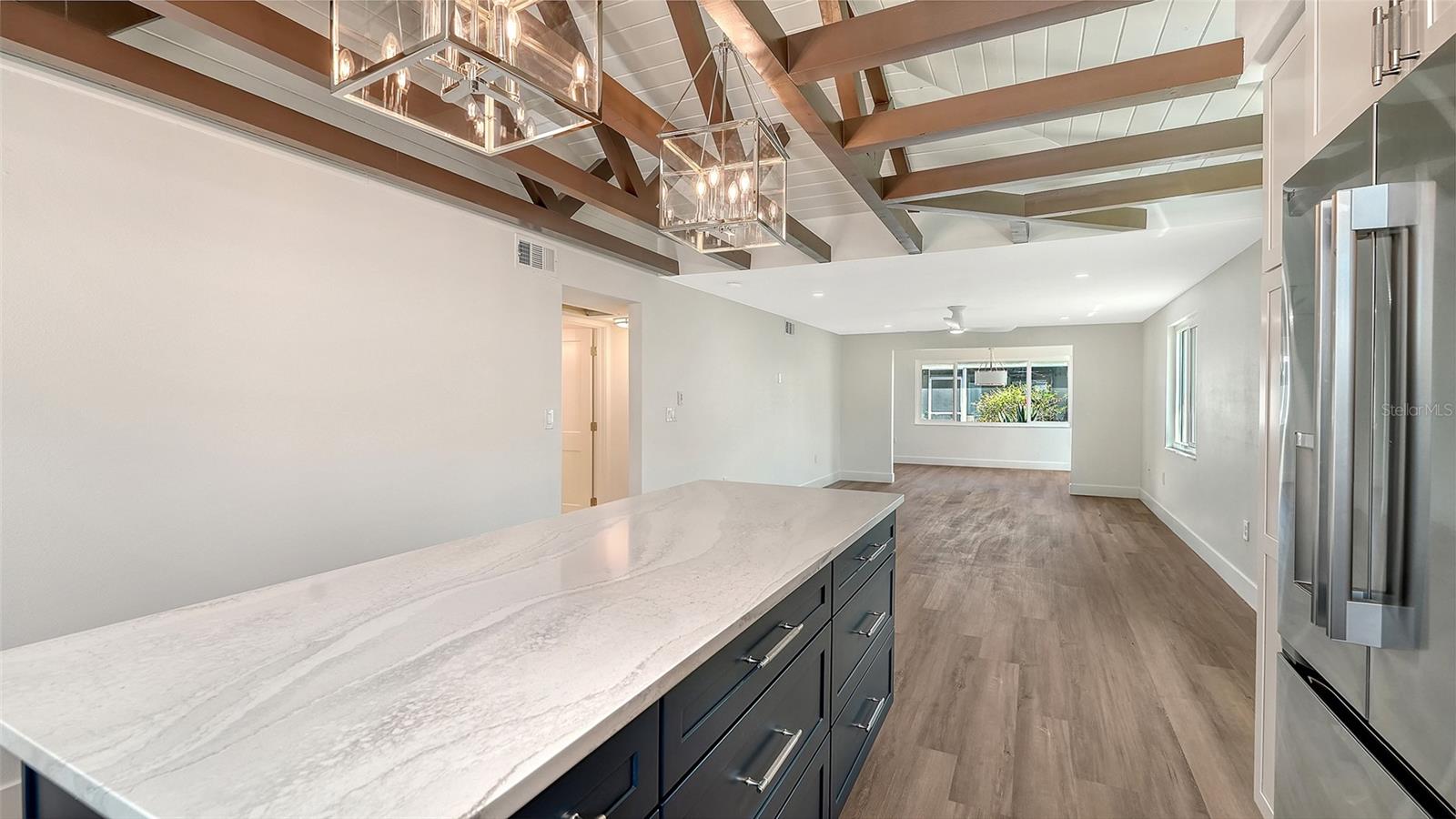 711 SPANISH DR S, LONGBOAT KEY, FL, 34228