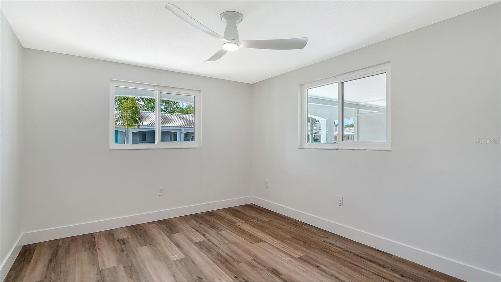 711 SPANISH DR S, LONGBOAT KEY, FL, 34228