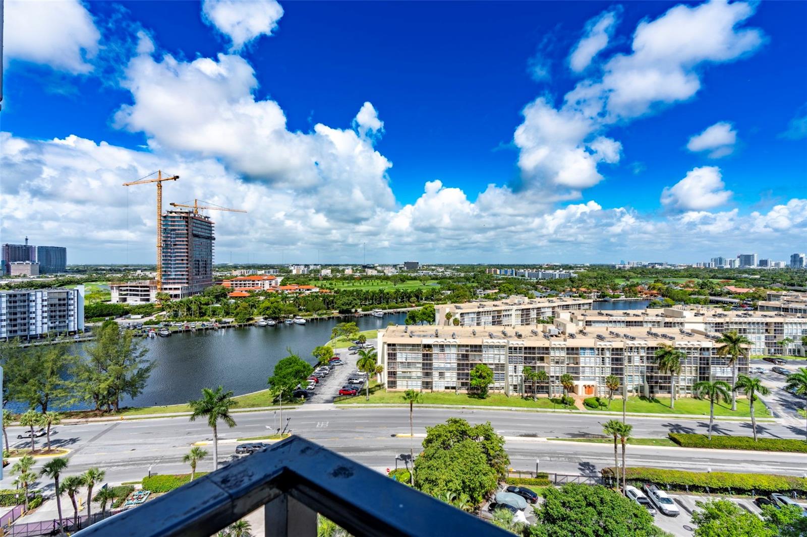 500 THREE ISLANDS BLVD #1008, HALLANDALE BEACH, FL, 33009