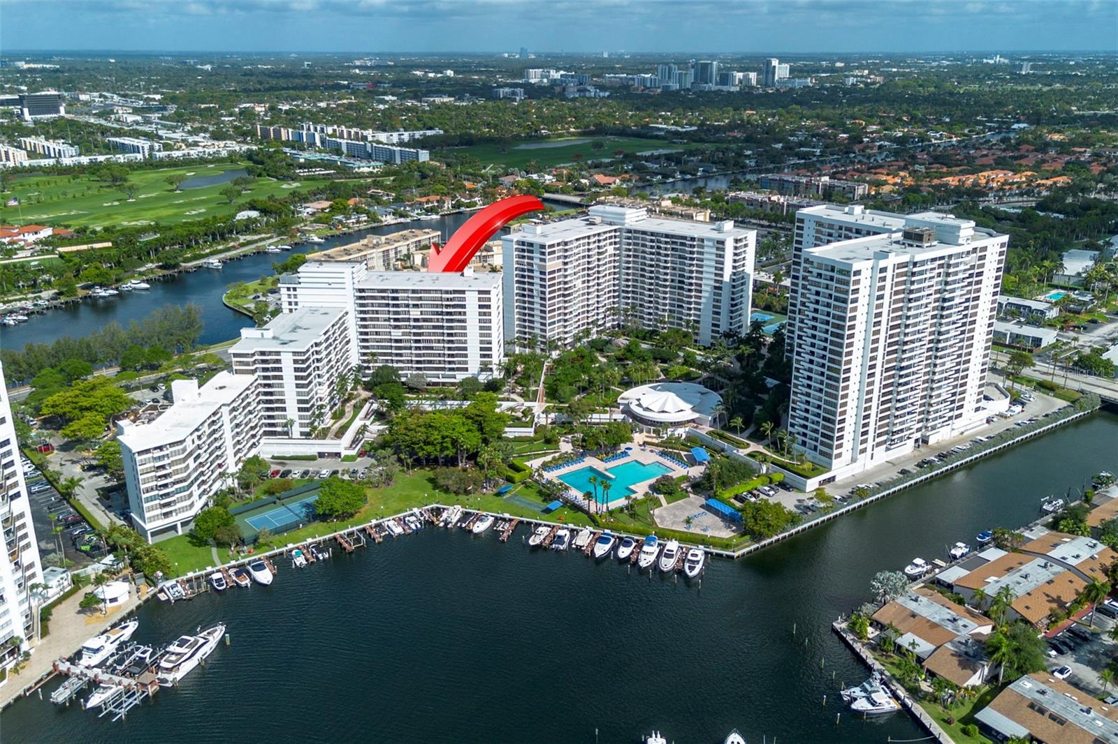 500 THREE ISLANDS BLVD #1008, HALLANDALE BEACH, FL, 33009