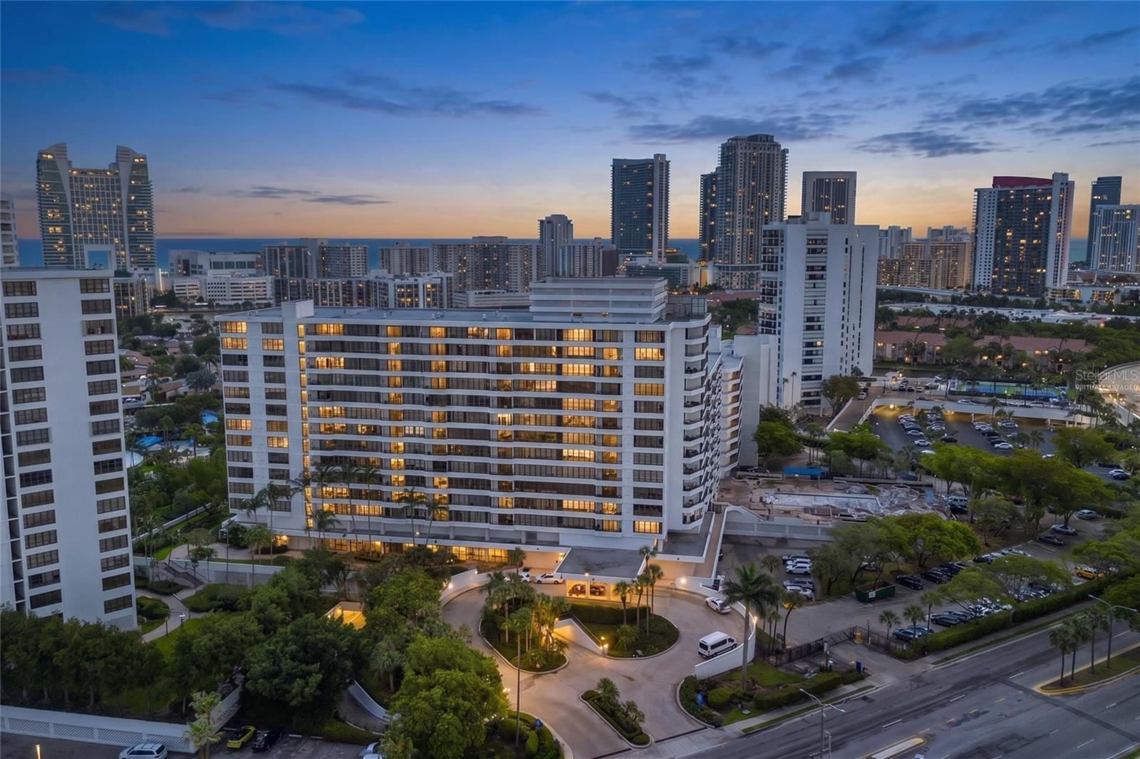 500 THREE ISLANDS BLVD #1008, HALLANDALE BEACH, FL, 33009