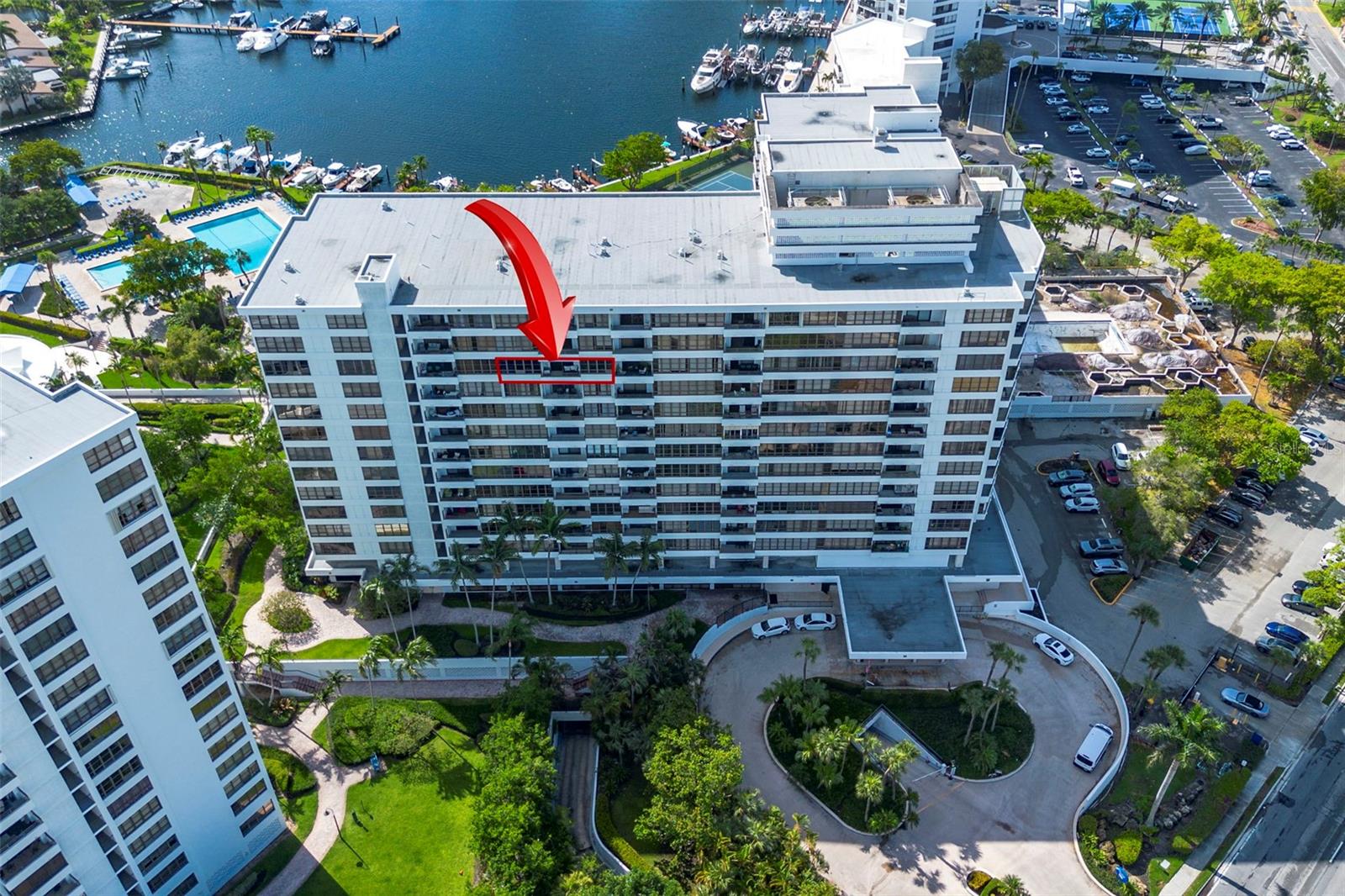 500 THREE ISLANDS BLVD #1008, HALLANDALE BEACH, FL, 33009