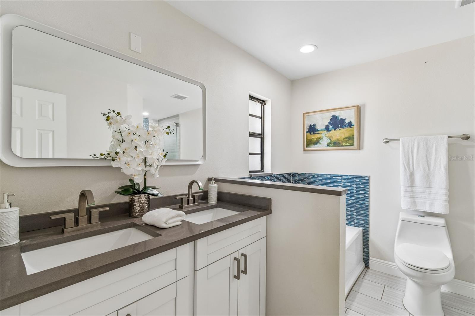 4201 W WYOMING AVE, TAMPA, FL, 33616