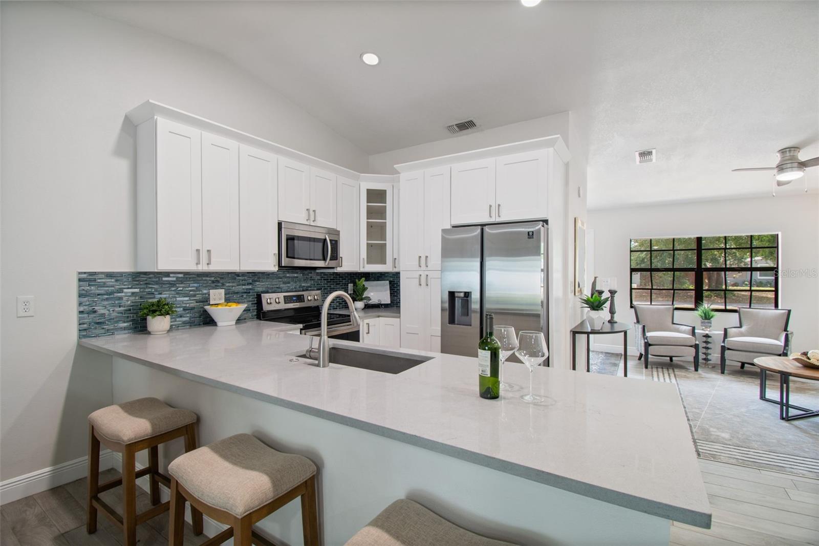 4201 W WYOMING AVE, TAMPA, FL, 33616