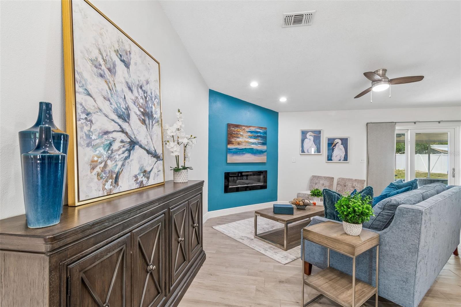 4201 W WYOMING AVE, TAMPA, FL, 33616