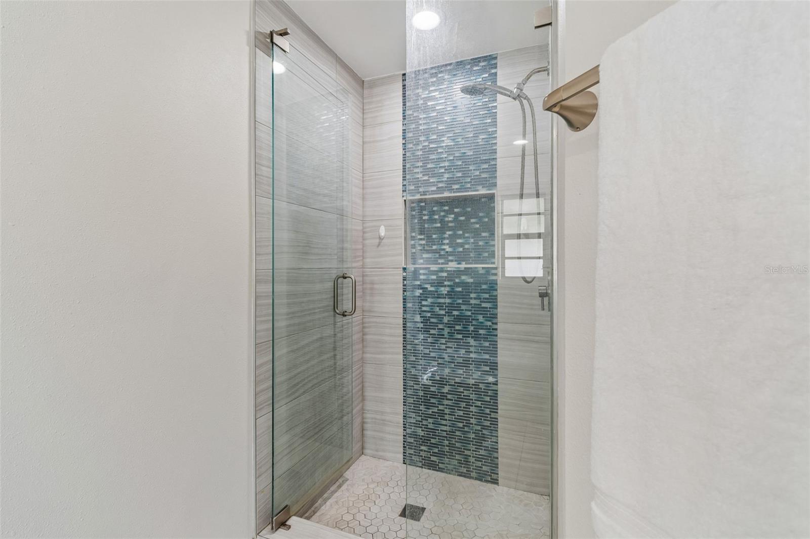 4201 W WYOMING AVE, TAMPA, FL, 33616