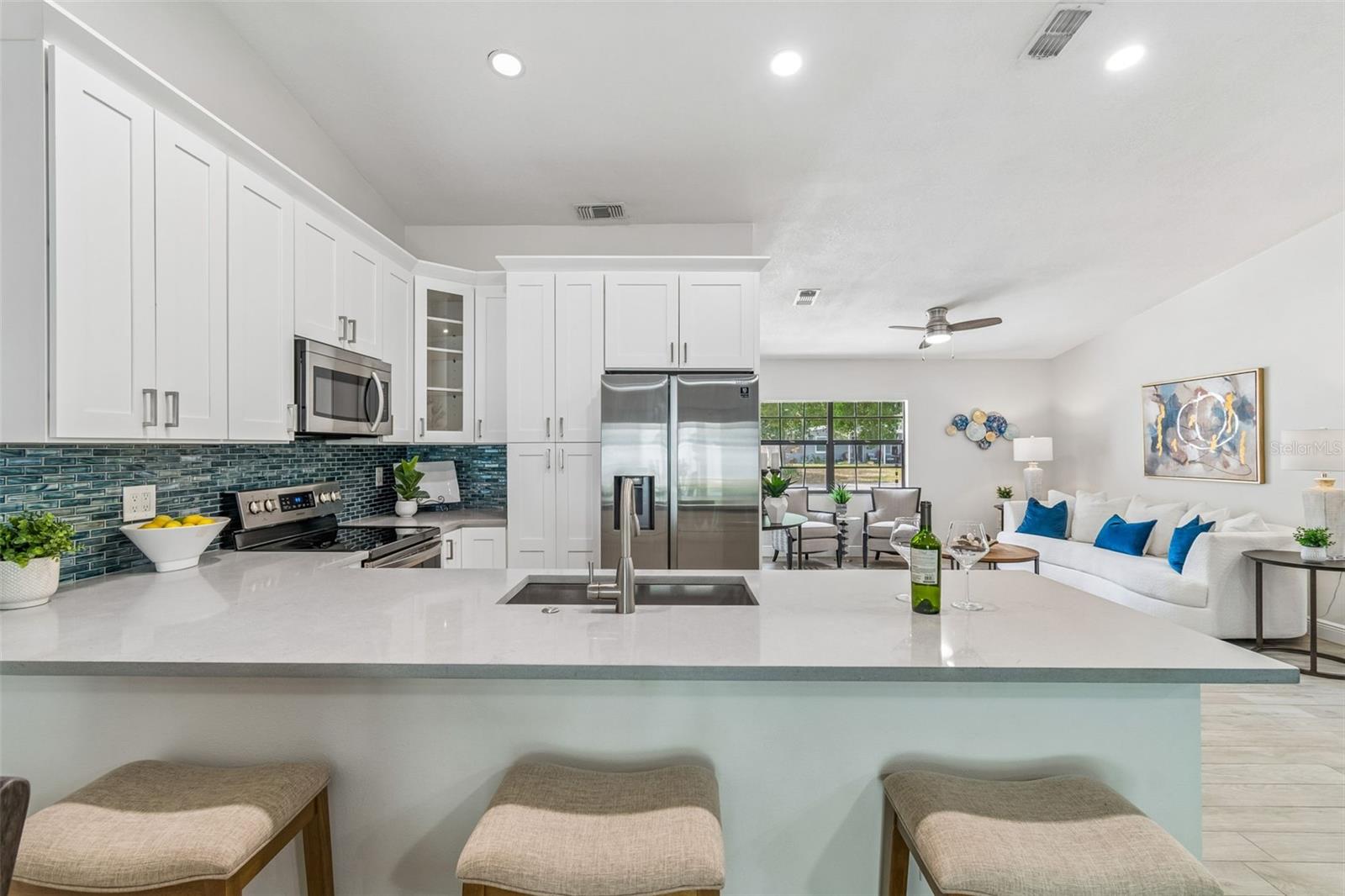 4201 W WYOMING AVE, TAMPA, FL, 33616