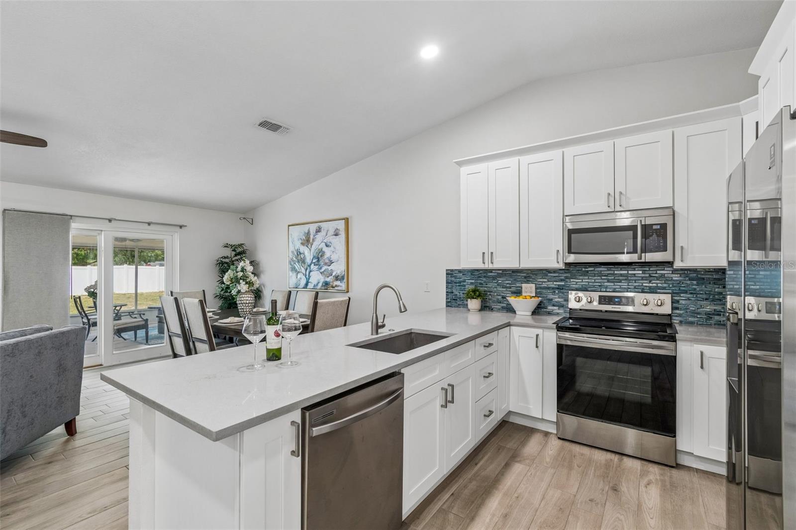 4201 W WYOMING AVE, TAMPA, FL, 33616