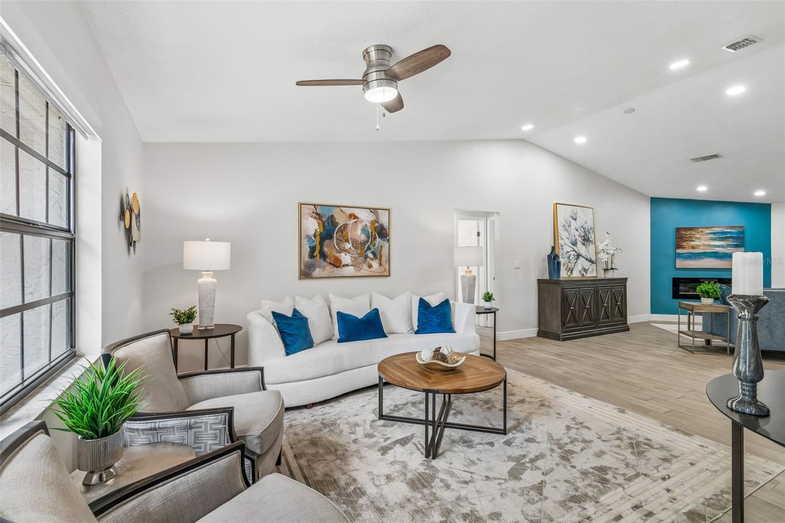 4201 W WYOMING AVE, TAMPA, FL, 33616