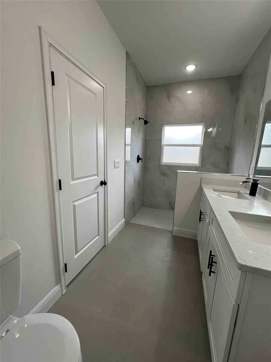 3 FISHER PLACE DR, OCKLAWAHA, FL, 32179