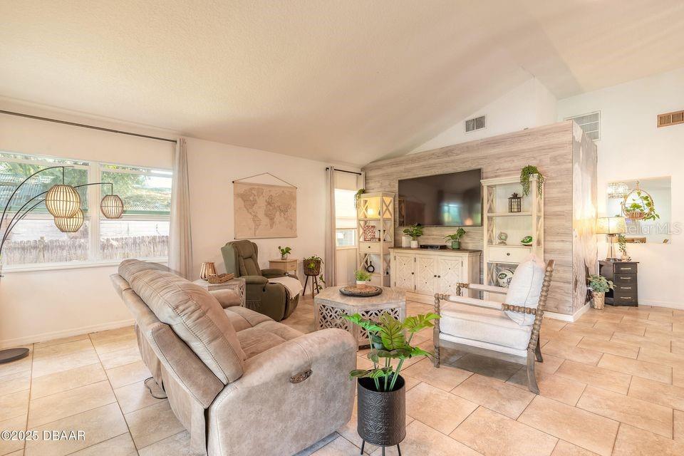 1077 GEORGE ANDERSON ST, ORMOND BEACH, FL, 32174