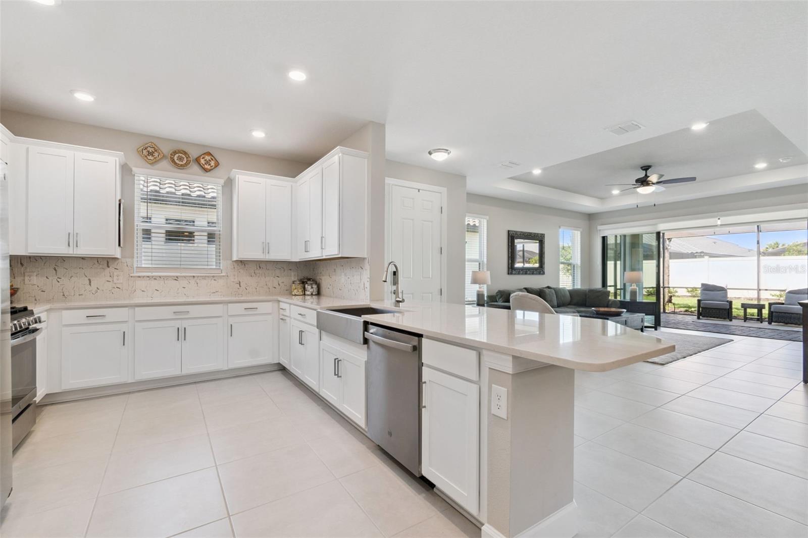 4647 GAROFALO RD, WESLEY CHAPEL, FL, 33543