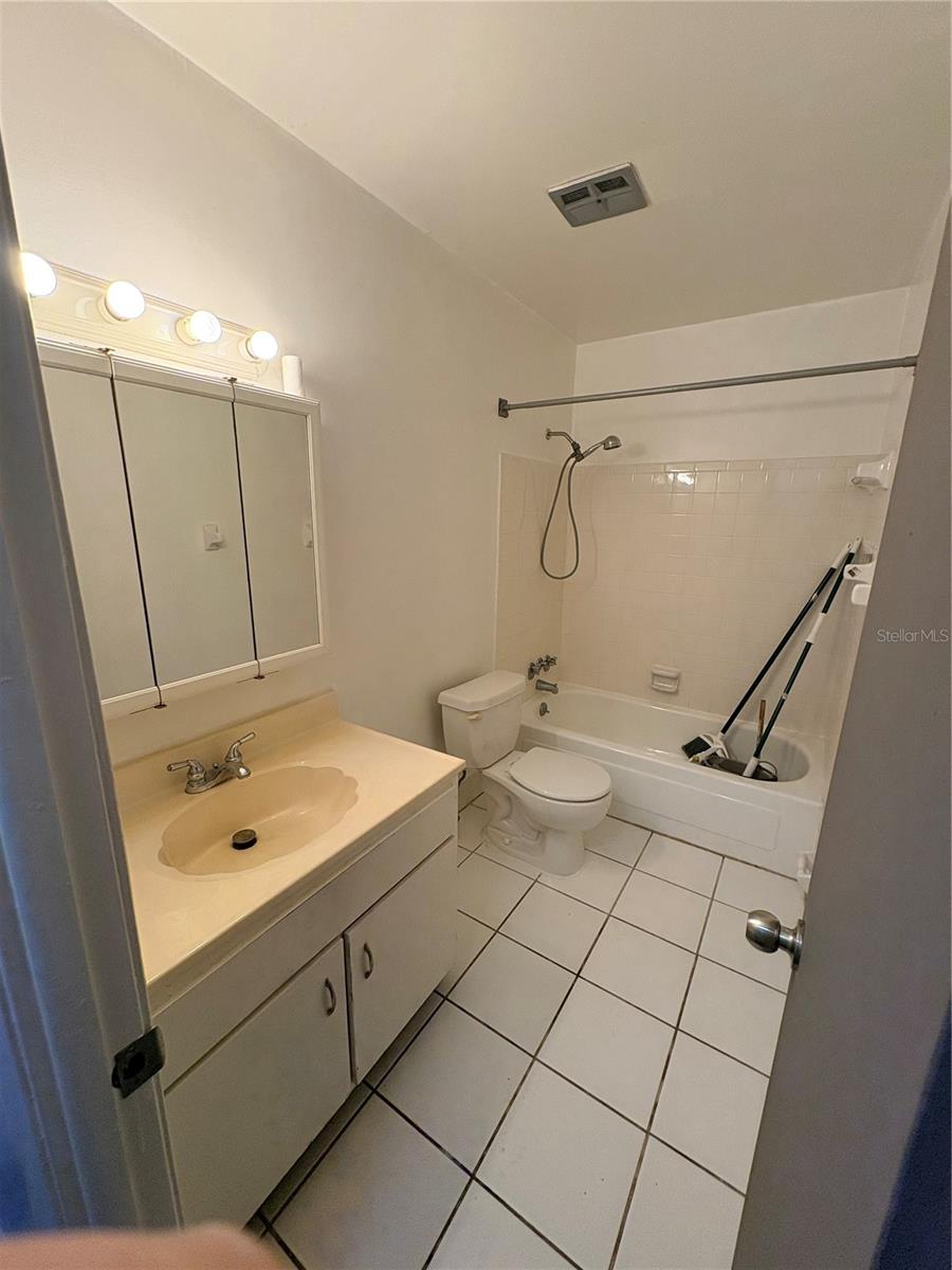 1131 84TH AVE N #D, ST PETERSBURG, FL, 33702