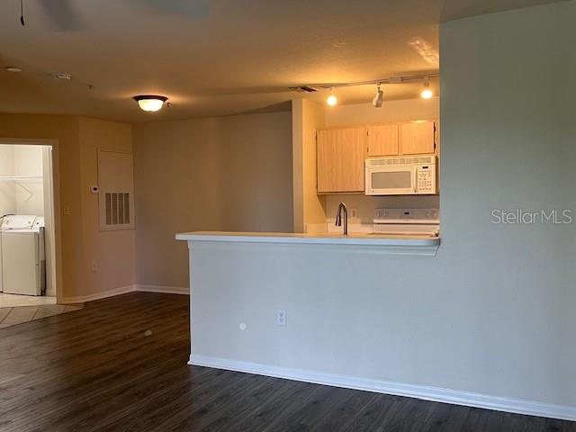 5447 VINELAND RD #1210, ORLANDO, FL, 32811