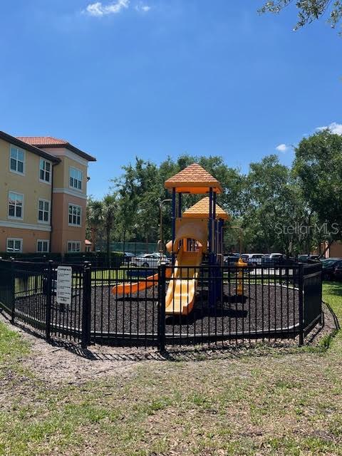 5447 VINELAND RD #1210, ORLANDO, FL, 32811