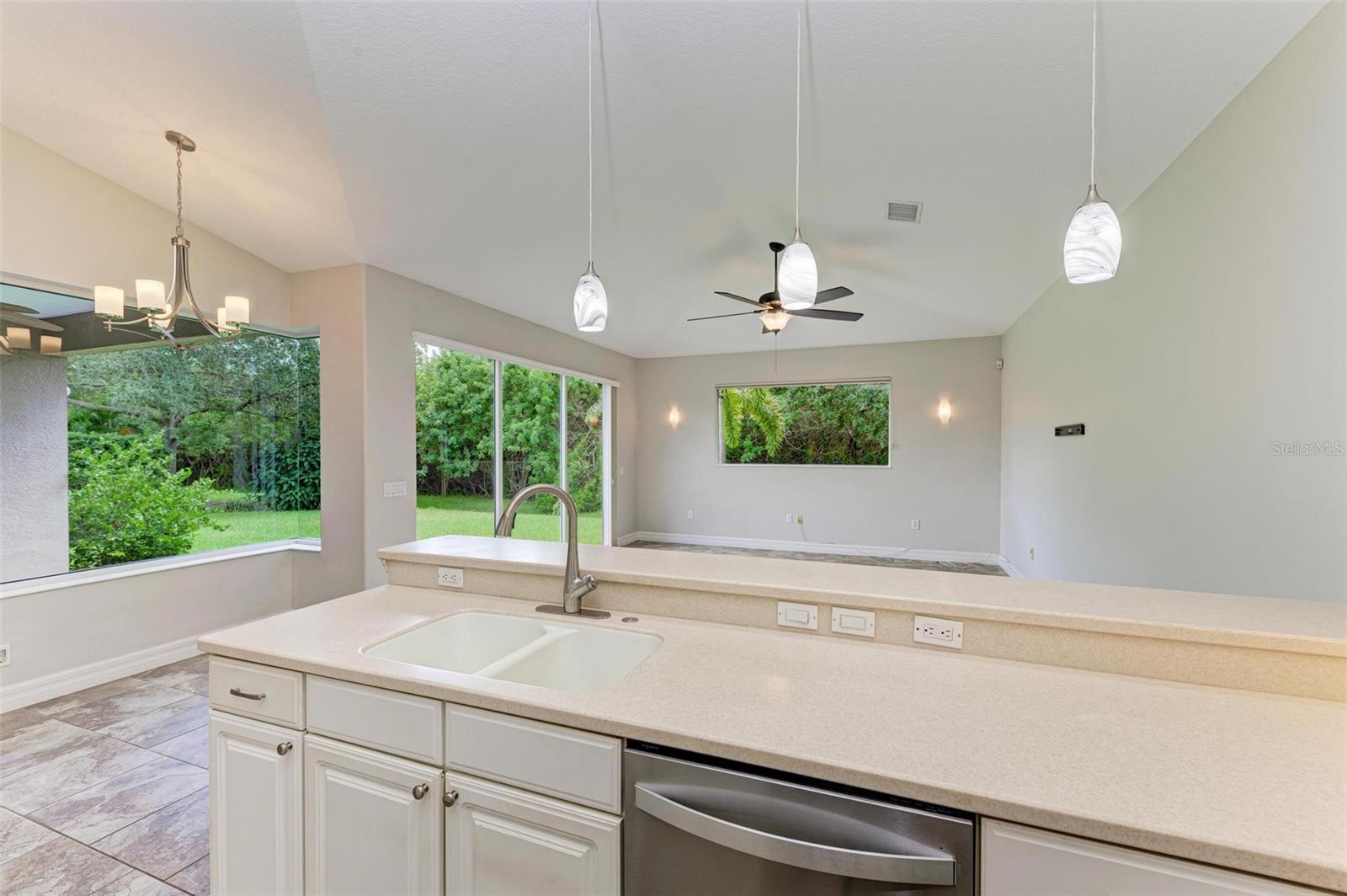 337 SNAPDRAGON LOOP, BRADENTON, FL, 34212
