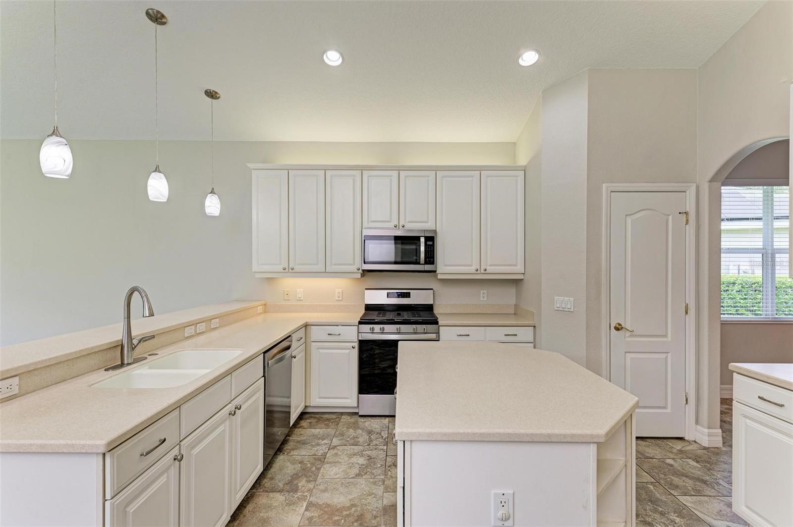 337 SNAPDRAGON LOOP, BRADENTON, FL, 34212