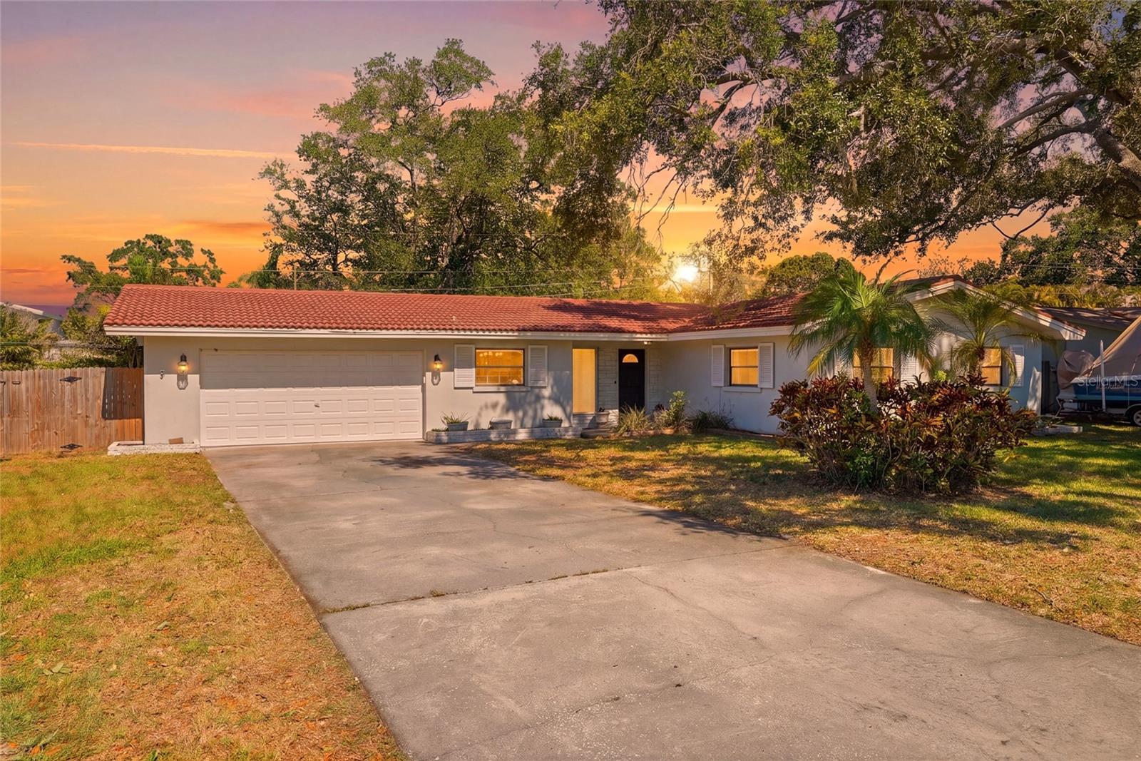 1349 VIEWTOP DR, CLEARWATER, FL, 33764