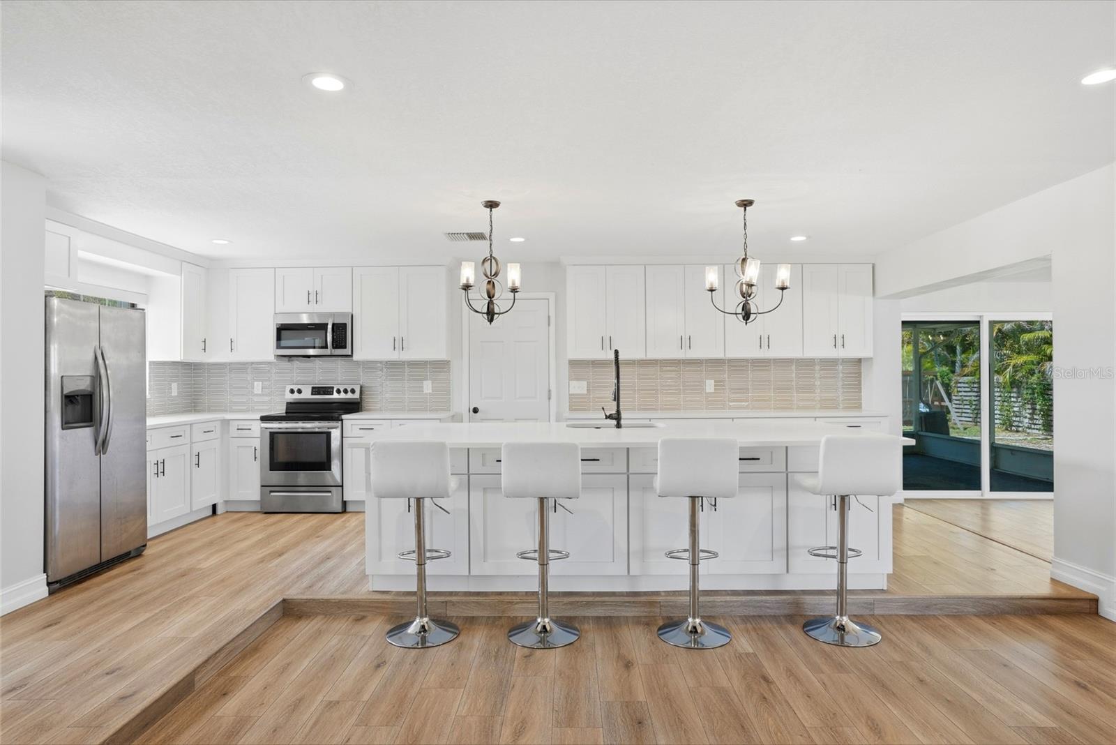 1349 VIEWTOP DR, CLEARWATER, FL, 33764