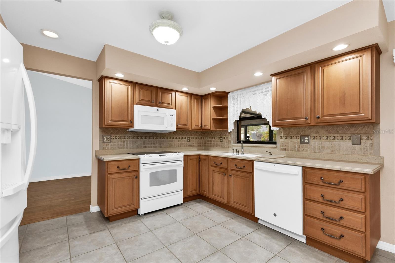 21492 LANDIS AVE, PORT CHARLOTTE, FL, 33954