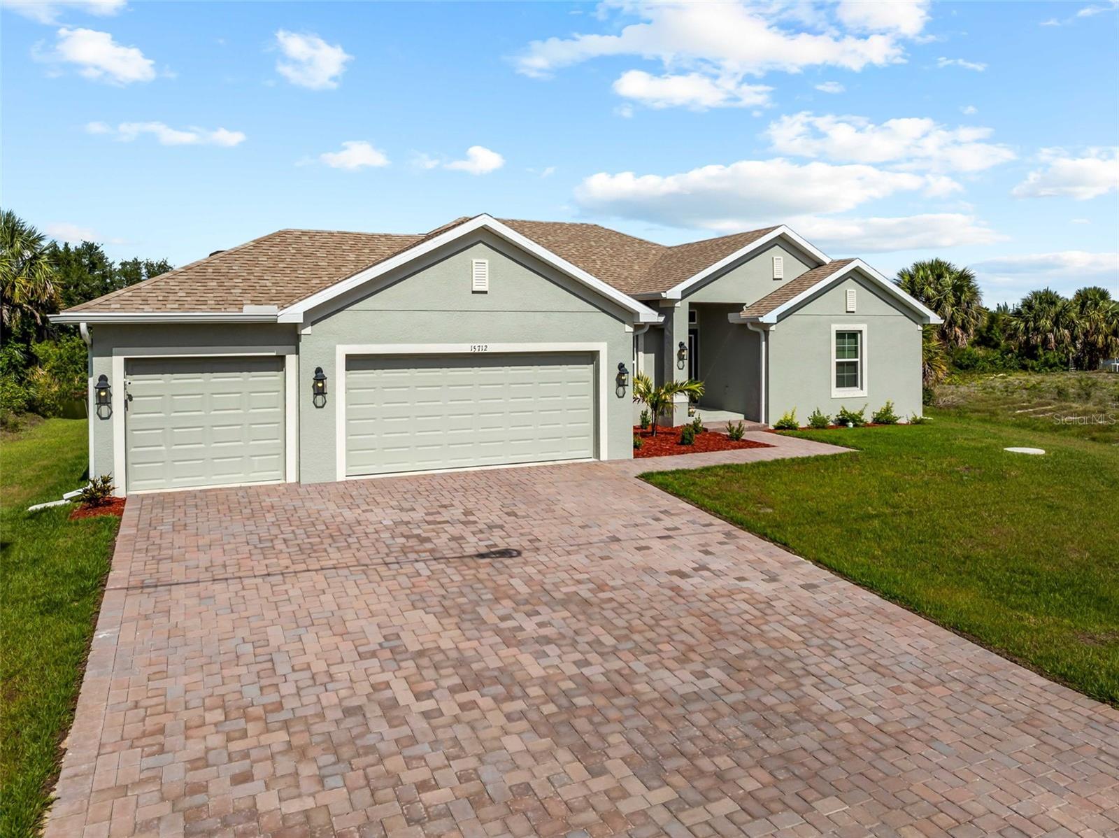 15712 ALDAMA CIR, PORT CHARLOTTE, FL, 33981
