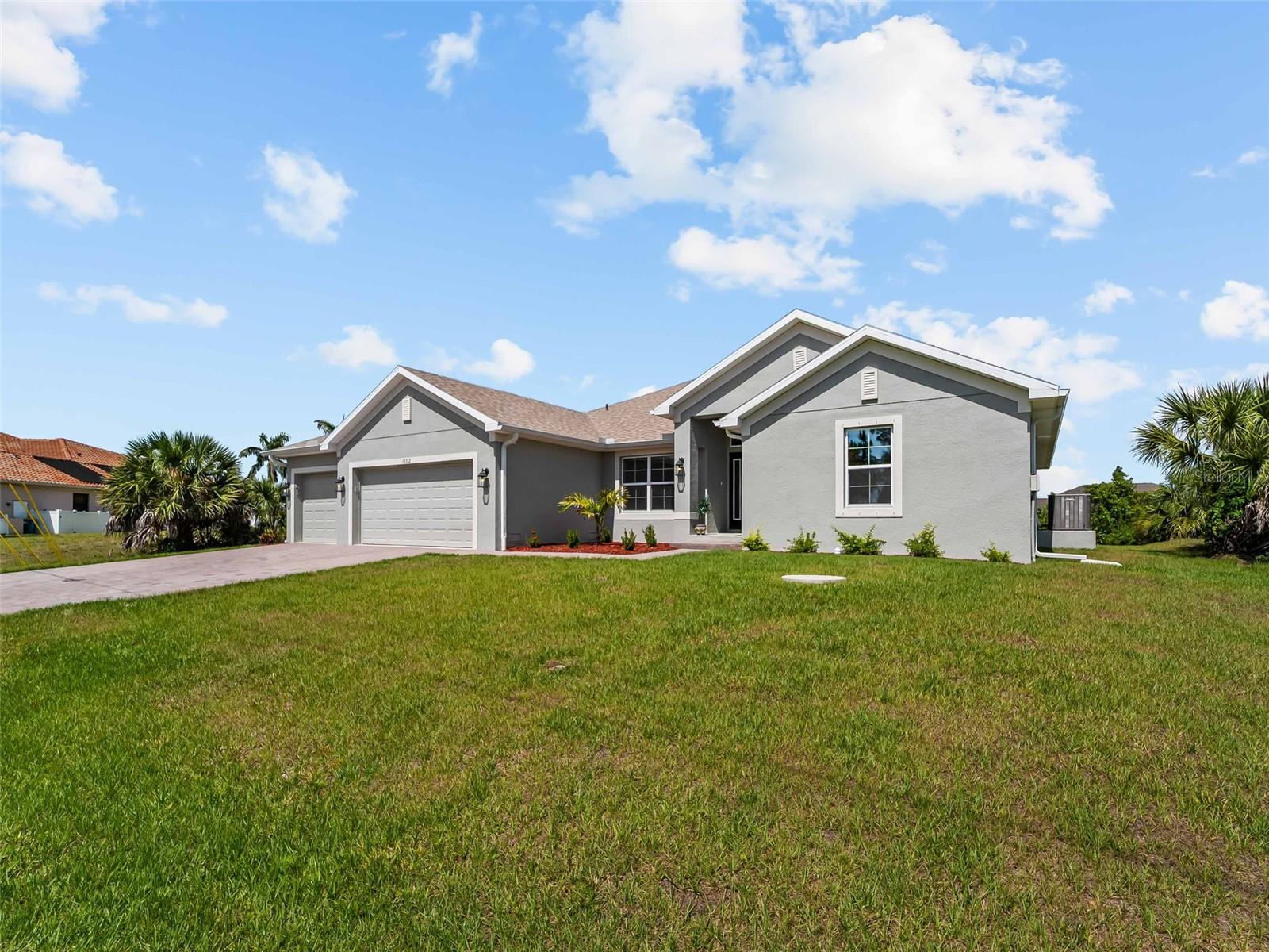 15712 ALDAMA CIR, PORT CHARLOTTE, FL, 33981