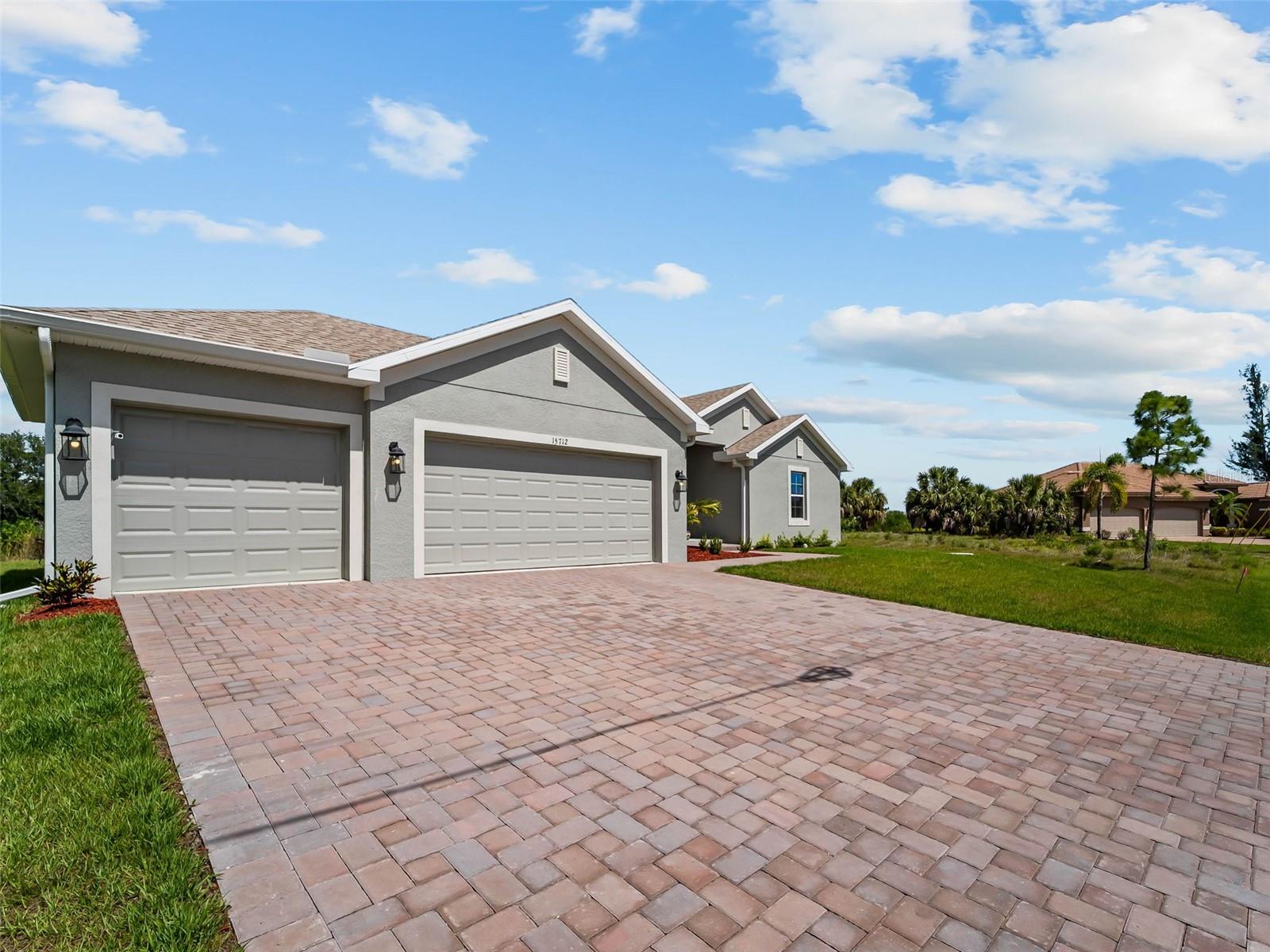 15712 ALDAMA CIR, PORT CHARLOTTE, FL, 33981
