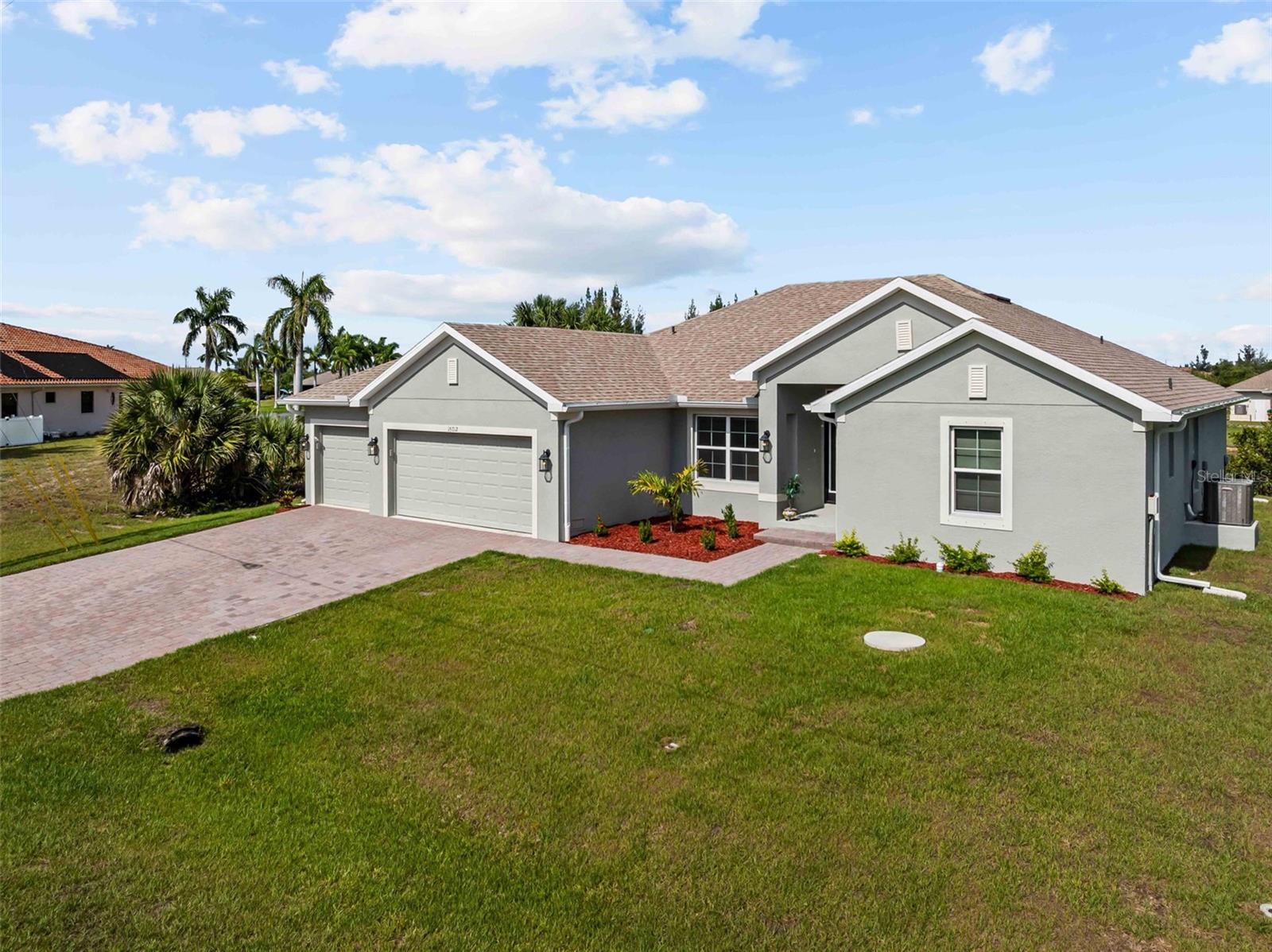 15712 ALDAMA CIR, PORT CHARLOTTE, FL, 33981