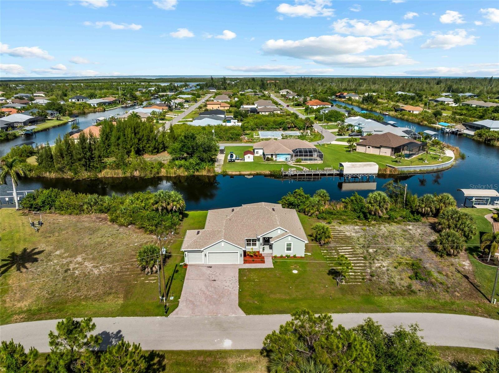 15712 ALDAMA CIR, PORT CHARLOTTE, FL, 33981