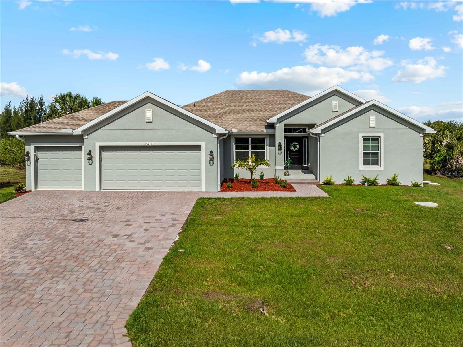 15712 ALDAMA CIR, PORT CHARLOTTE, FL, 33981