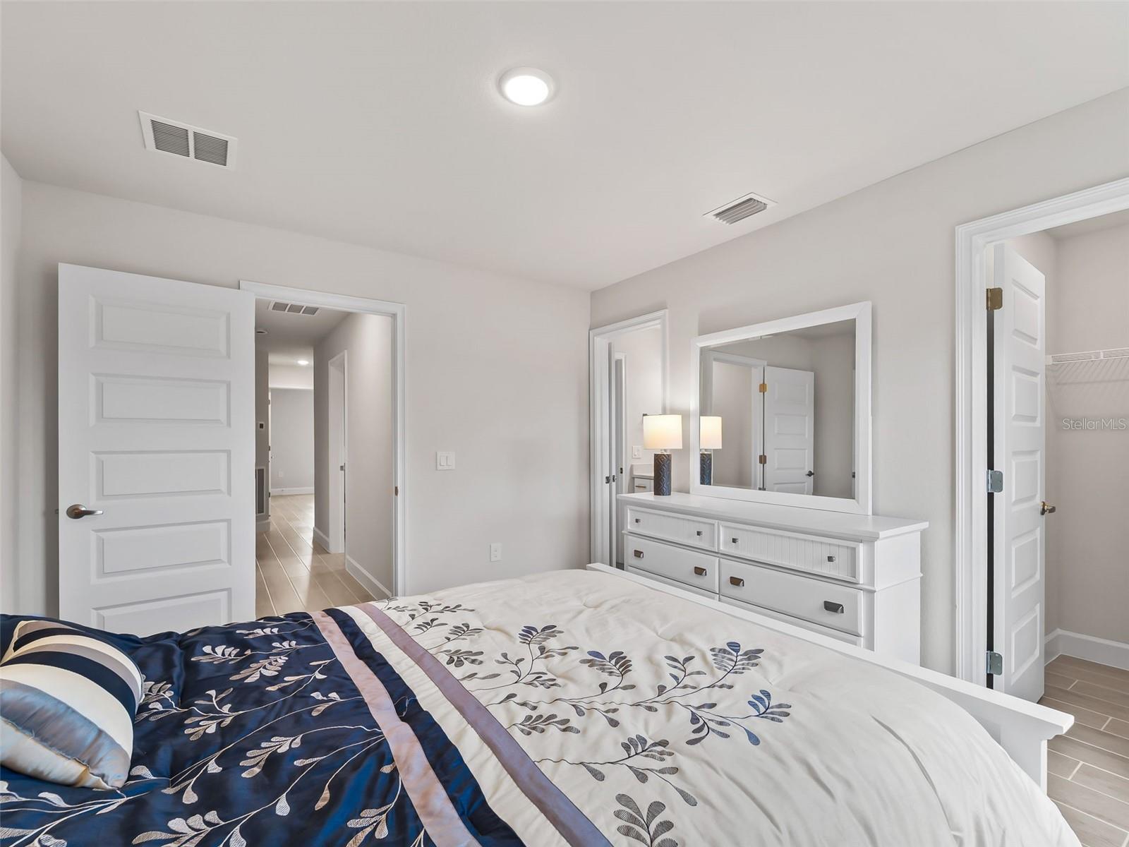 15712 ALDAMA CIR, PORT CHARLOTTE, FL, 33981