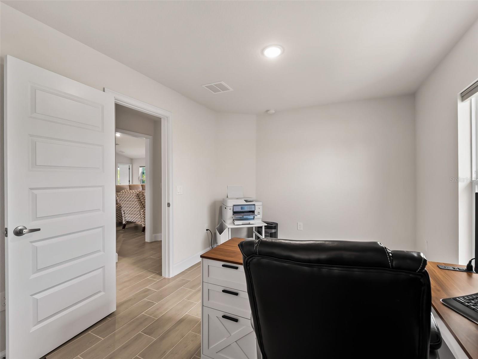 15712 ALDAMA CIR, PORT CHARLOTTE, FL, 33981