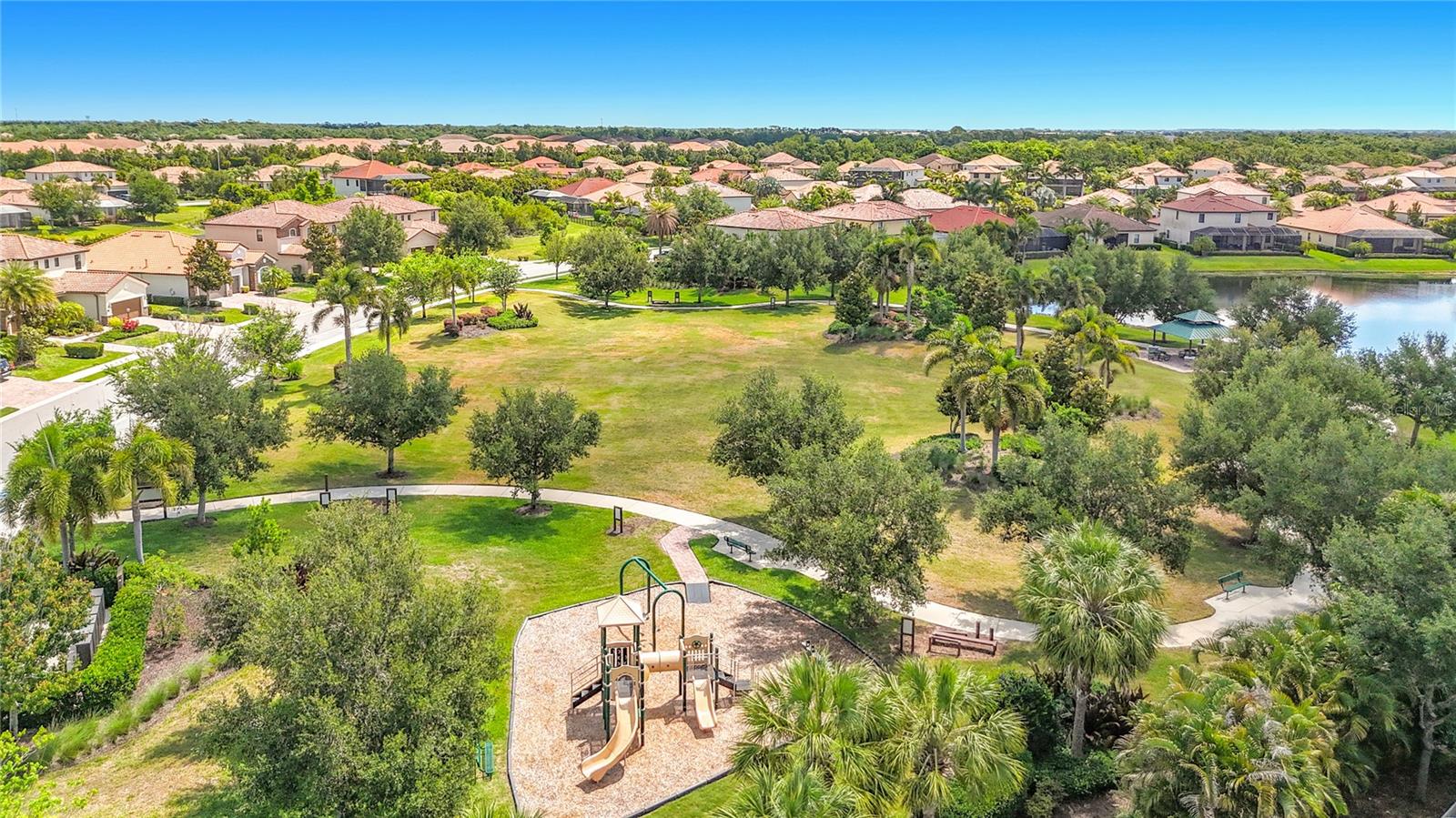 5518 FOXFIRE RUN, BRADENTON, FL, 34211