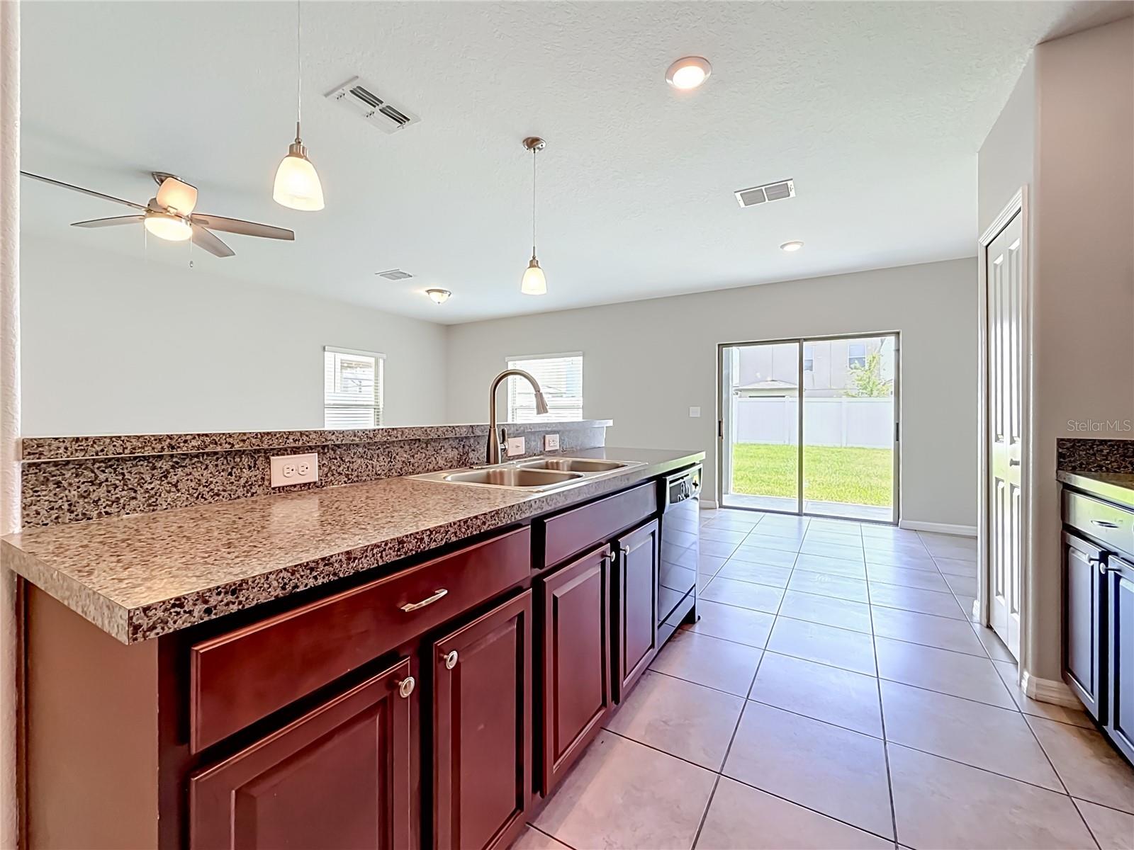 7405 EVENING PRIMROSE CT, TAMPA, FL, 33619