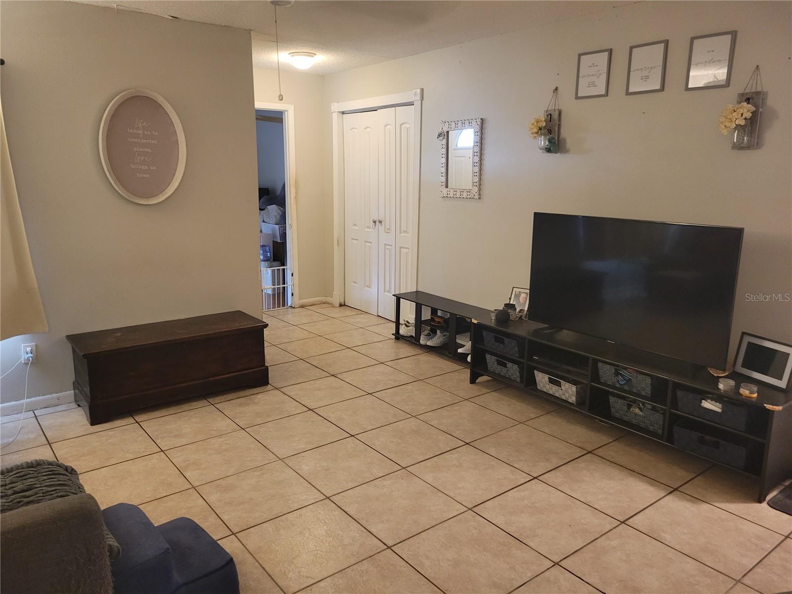 9321 91ST ST, SEMINOLE, FL, 33777