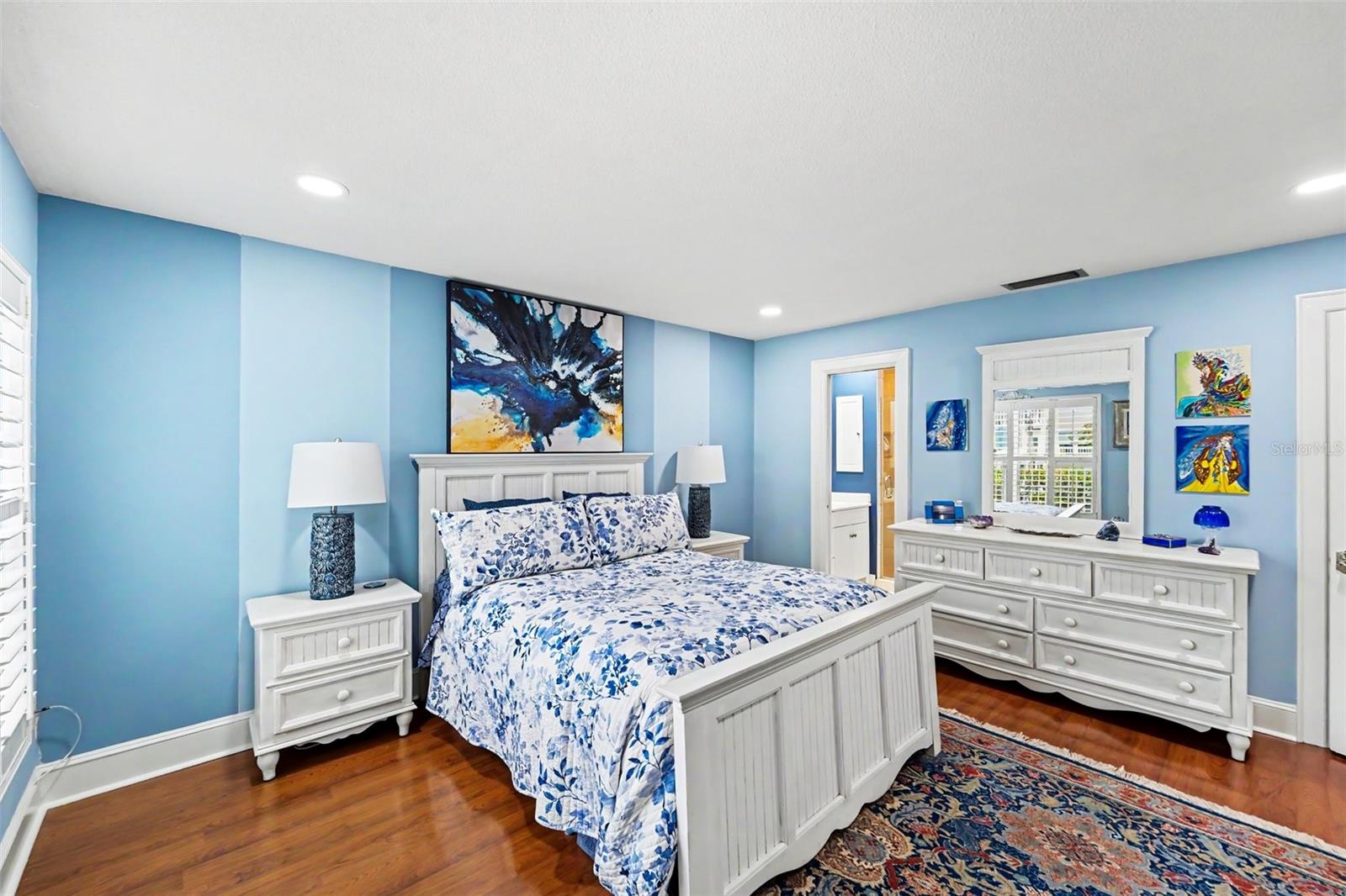 139 BLUFF VIEW DR #104, BELLEAIR BLUFFS, FL, 33770