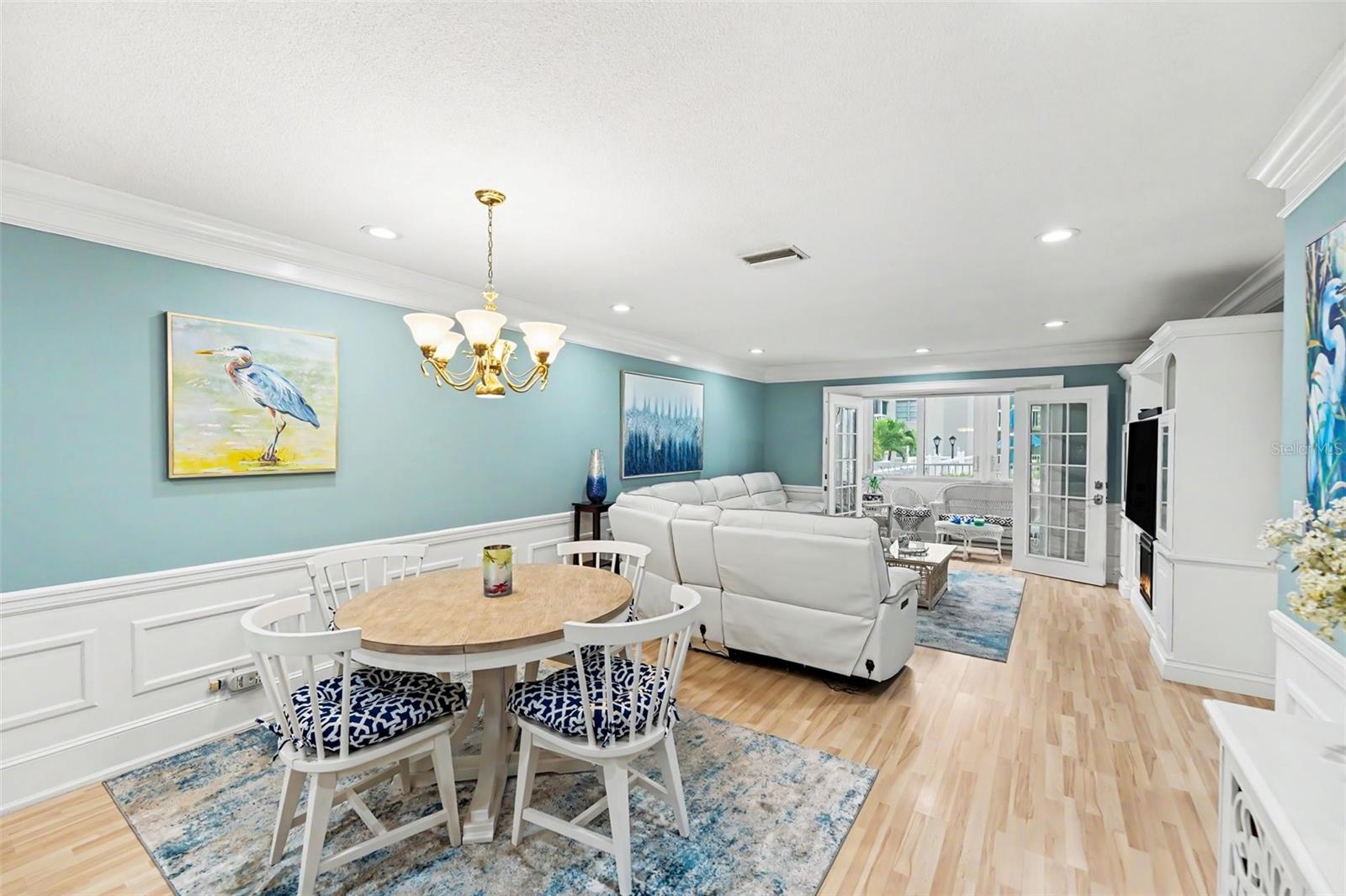 139 BLUFF VIEW DR #104, BELLEAIR BLUFFS, FL, 33770